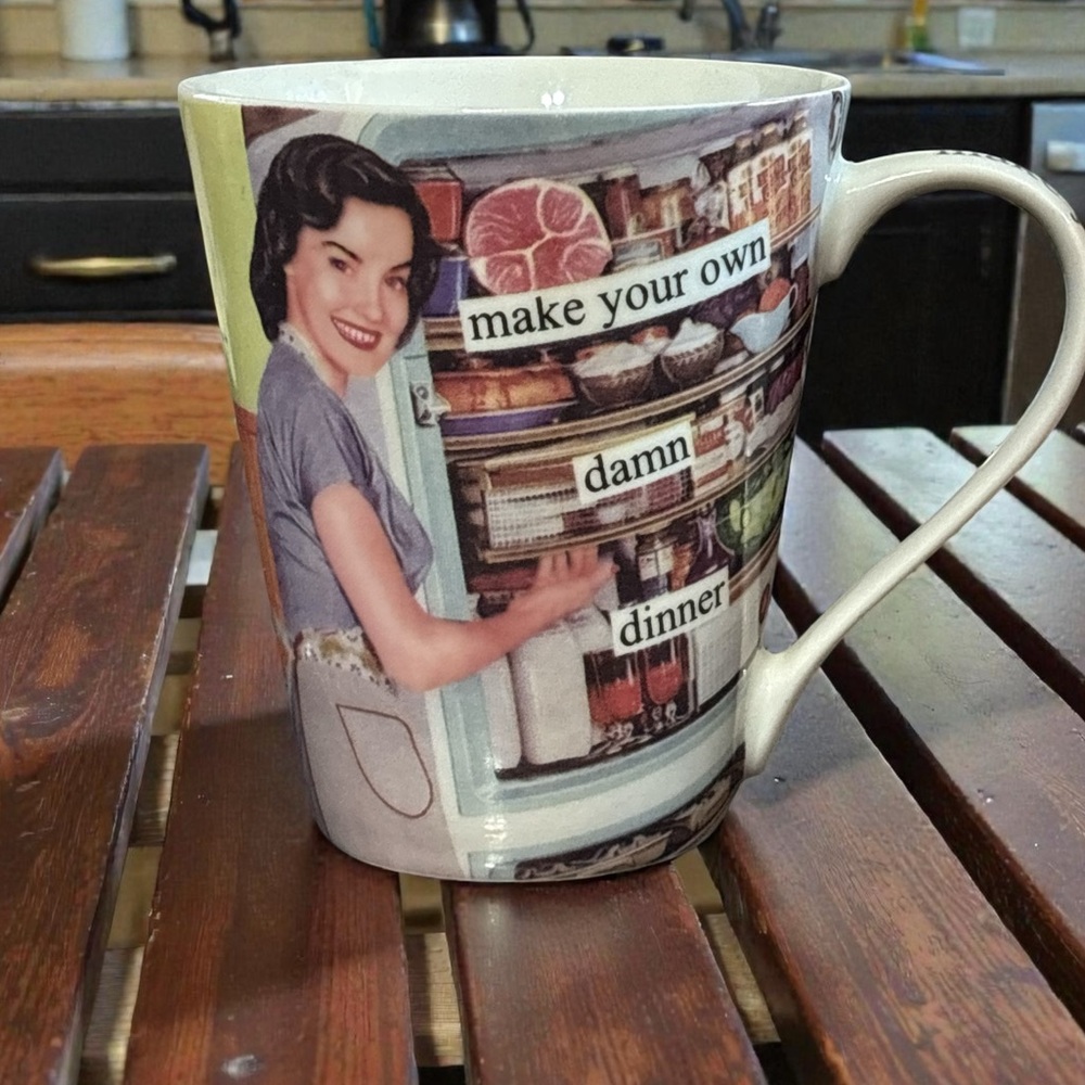 Anne Taintor Porcelain Retro Mug